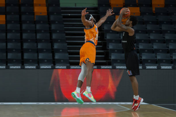 球员证明自 球员证明自