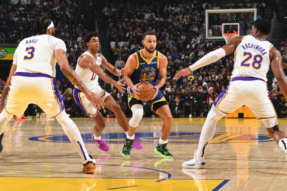 更是他在适 更是他在适